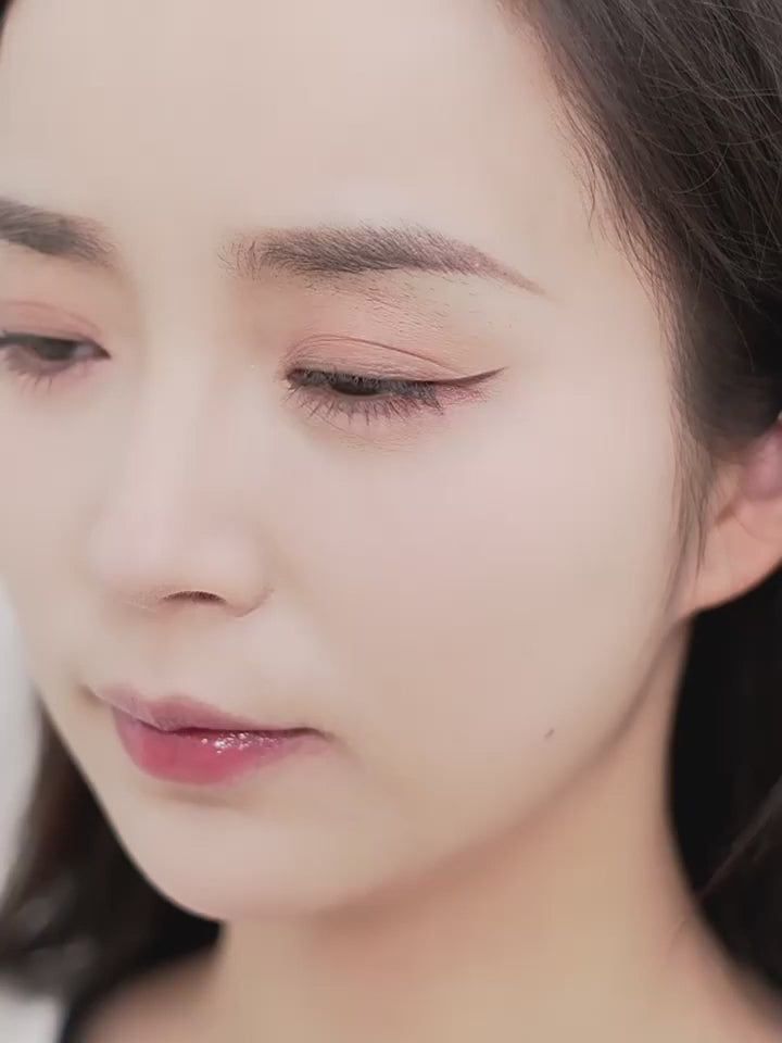 Heated Electric Eyelash Curler for Long-Lasting Lift and Curl